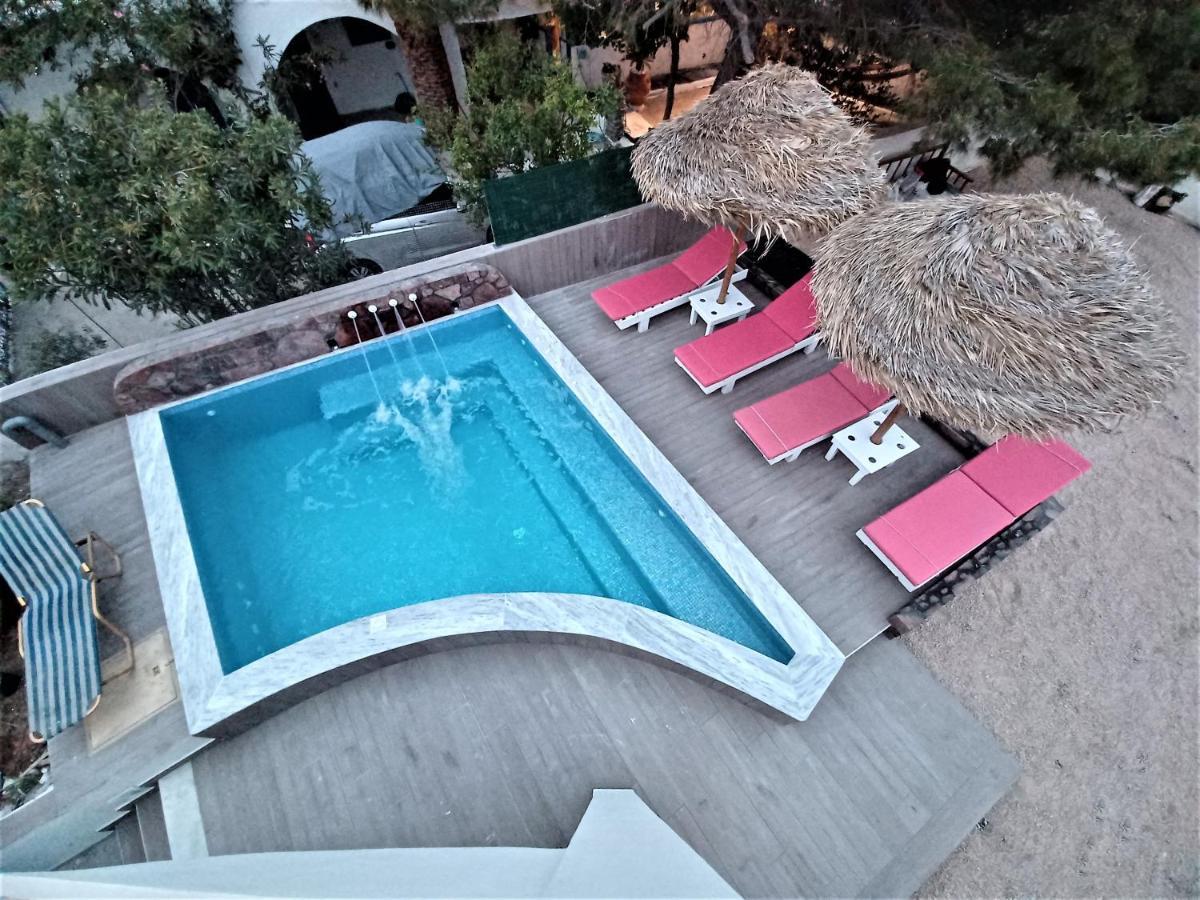 Located By The Sea One Beachfront Private Captain Lazaros Pool Villa With Loft In 750Sqm Spacious Private Plot-Jacuzzi-Sunrelax-Furnished Terace-Gazebo-Private Parking,Sleep 3 Adults And 2 Children, Just Steps From The Black Beach-Seaview เปริสซา ภายนอก รูปภาพ